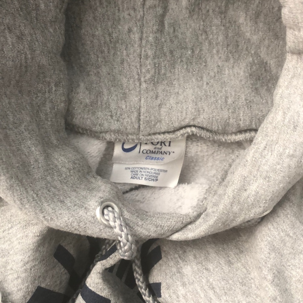 sweatshirt - Picture 2 of 2